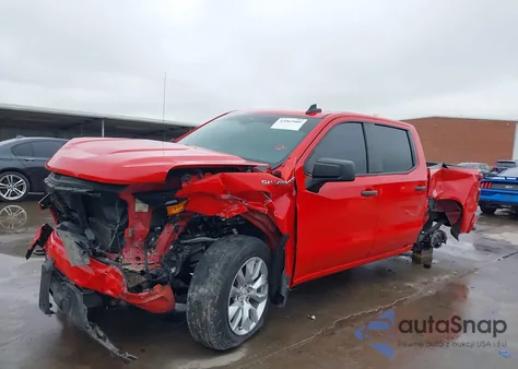 2022 Chevrolet Silverado 1500 2Wd Short Bed Custom z USA, uszkodzony, nr VIN 3GCPABEK3NG580459